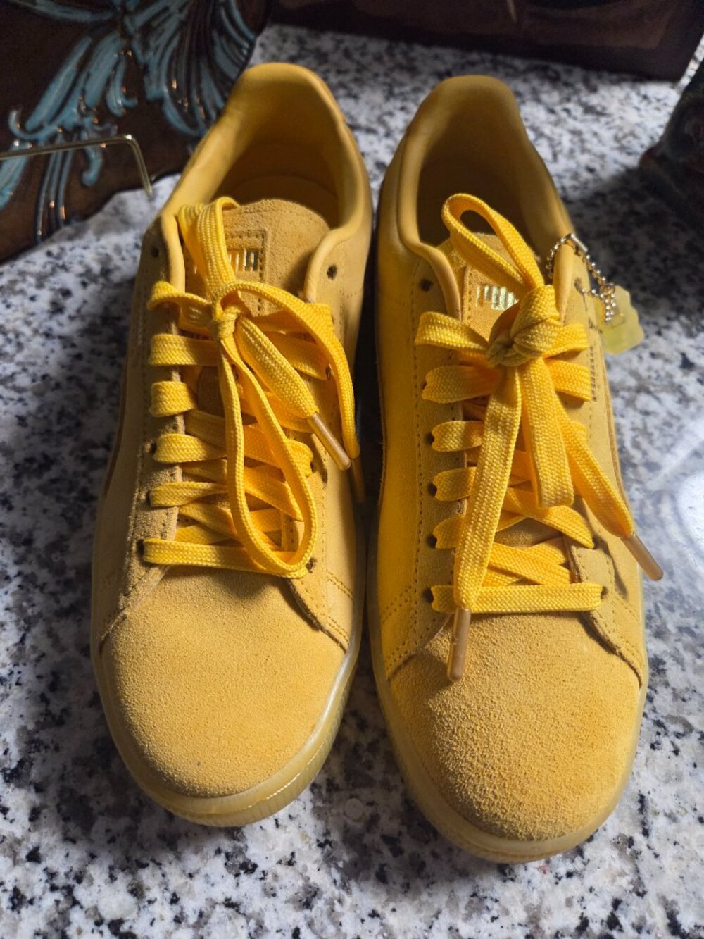 Puma x Haribo Suede Gold– S Size 8 (6C) - Picture 3 of 9